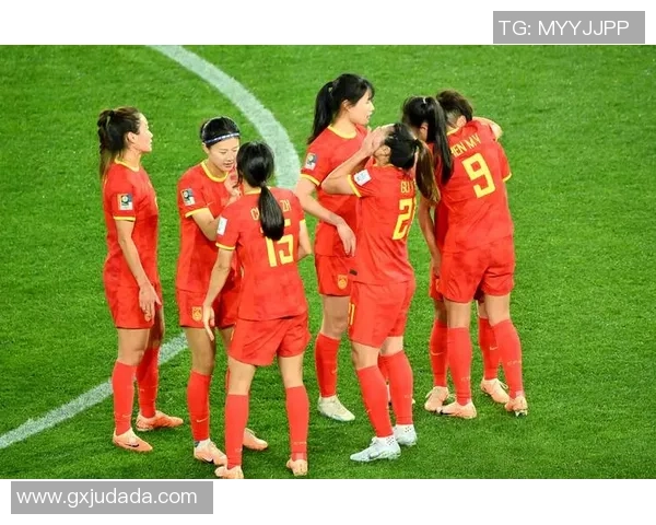 中国女足球星已婚揭晓 她们的婚姻生活和事业成就引发关注