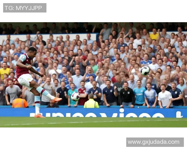 以喜欢的球星为核心畅谈足球热爱与绿茵场上激情瞬间