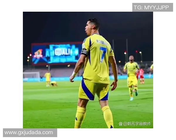 全球足坛十大超级球星榜单 盘点现役与历史最佳球员之争