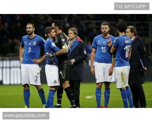 全球足球十五大球星数据对比分析：全面解析个人成就与赛场表现