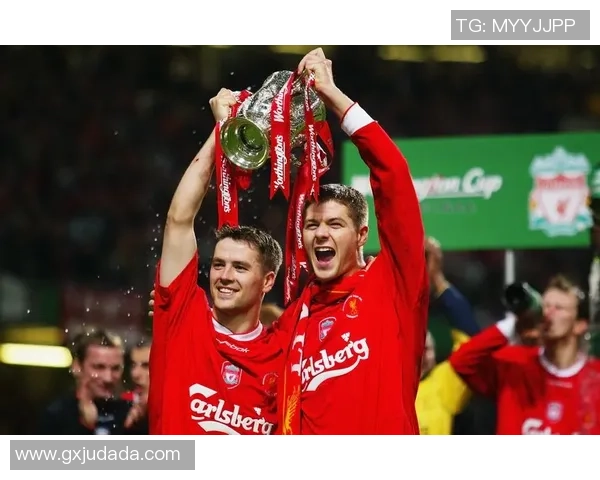 当今足坛现役球星领衔的绿茵风云与时代荣誉争锋之路