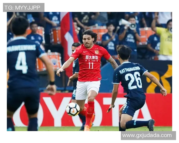 恒大足球队球星最高年薪揭秘 揭开中超豪门背后的薪资真相