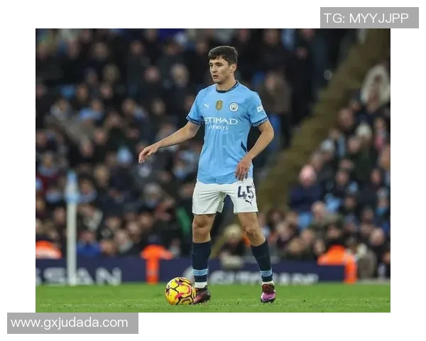 球星以自律为核心探秘高效足球训练与巅峰竞技状态养成之道