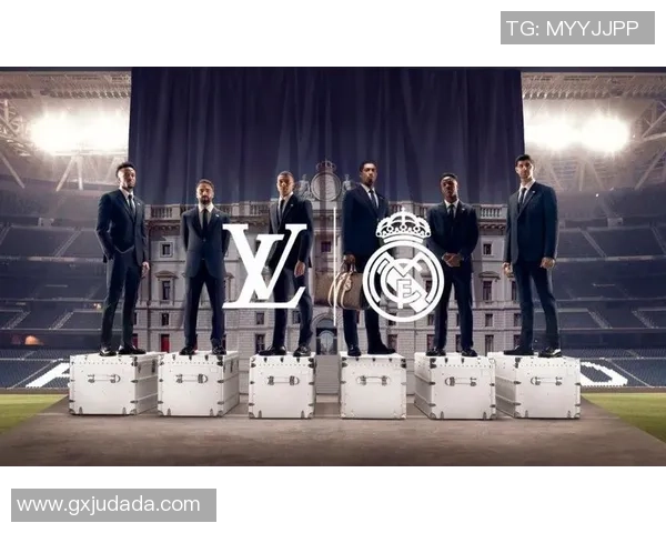 皇马足球明星引领新世纪王朝建设 球场内外的传奇与荣耀